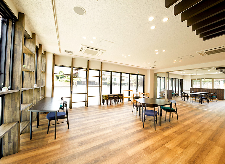 ランドリーカフェあそびそら（共生型障がい者支援）