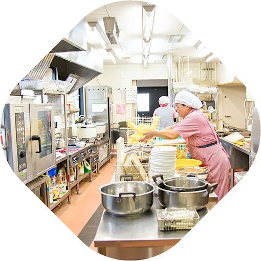 保育室とつながっている調理室